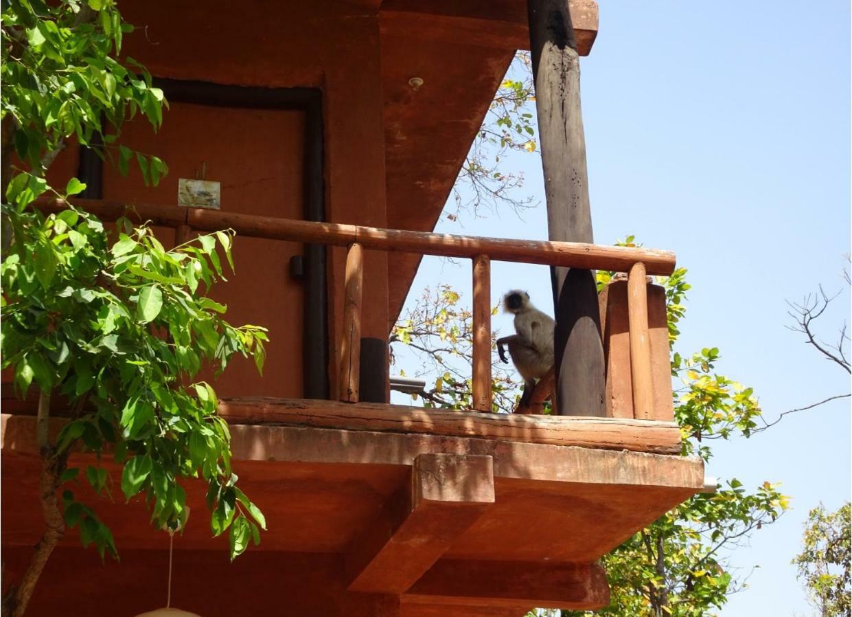 Emerald Tiger Retreat Tāla Exterior foto